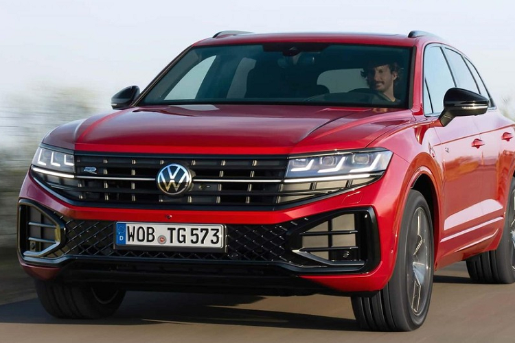 Volkswagen Touareg 2024 tu 1,75 ty dong, 