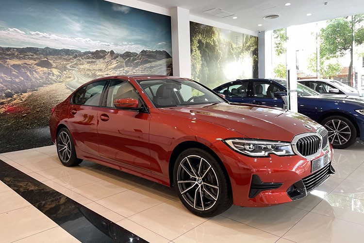 BMW 3-Series hang sang tai Viet Nam dang re hon ca Toyota Camry?-Hinh-9