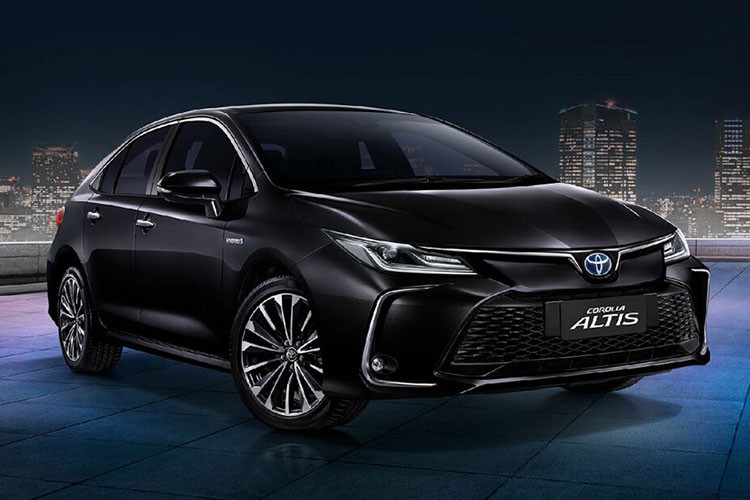 Toyota Corolla Altis 2023 tu 606 trieu tai Thai Lan, co ve Viet Nam?