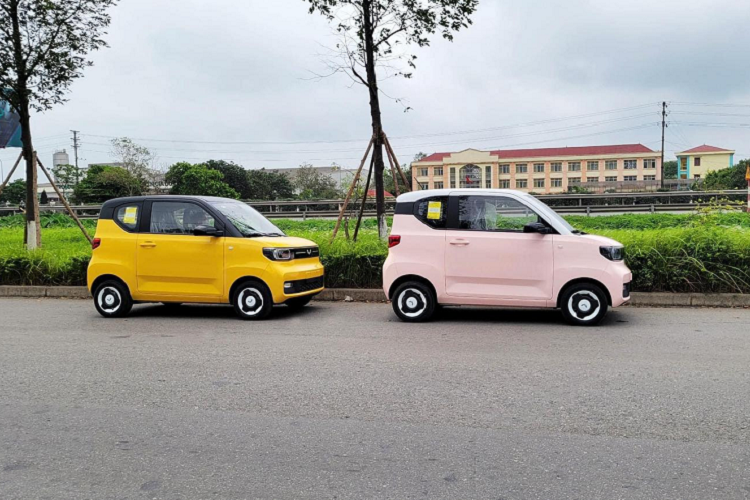 Wuling Hongguang Mini EV dien gia re chay thu tren pho Ha Noi-Hinh-6