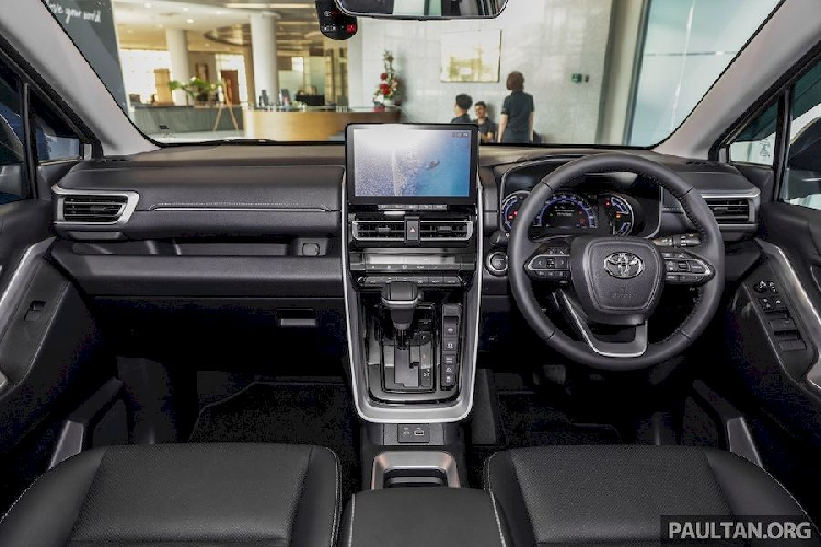Toyota Innova Zenix tu 830 trieu dong tai Malaysia, cho ve Viet Nam-Hinh-6