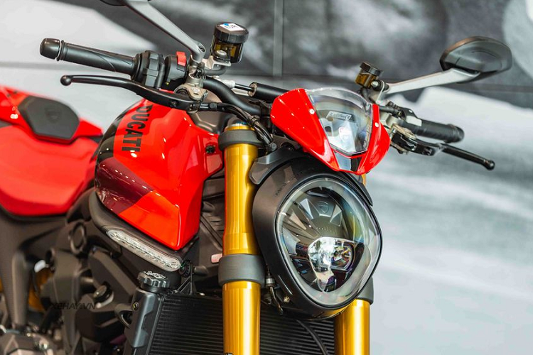 Can canh Ducati Monster SP 2023 ve Viet Nam, gan 400 trieu dong-Hinh-2