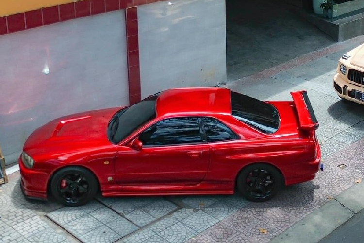 Nissan Skyline GT-R R34 cuc hiem cua 