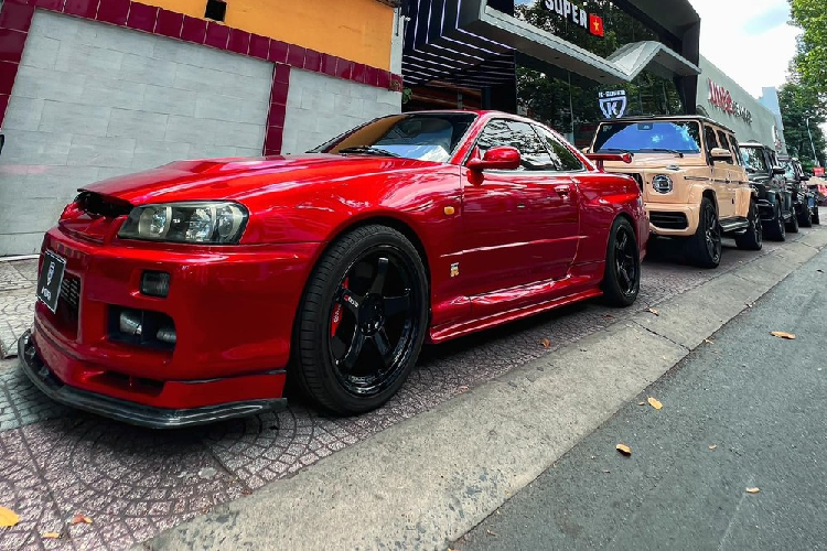 Nissan Skyline GT-R R34 cuc hiem cua 