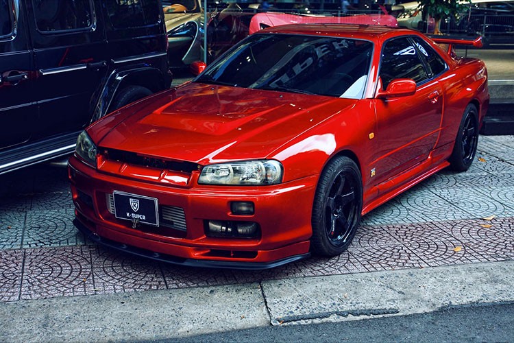 Nissan Skyline GT-R R34 cuc hiem cua 