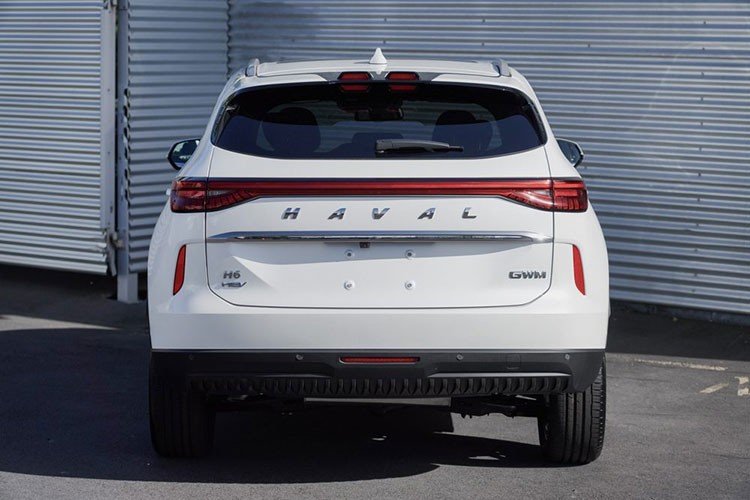 Haval H6 hybrid tu 700 trieu dong, un un ve dai ly tai Viet Nam-Hinh-10