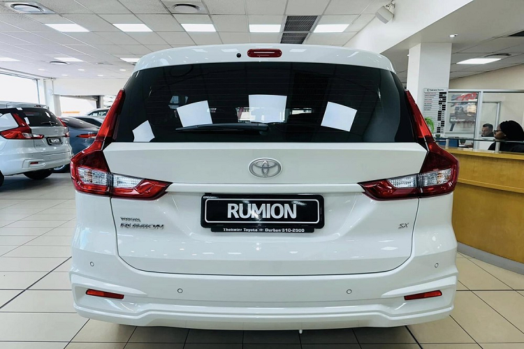 Can canh Toyota Rumion 2023 - MPV sieu re chi tu 375 trieu dong-Hinh-3