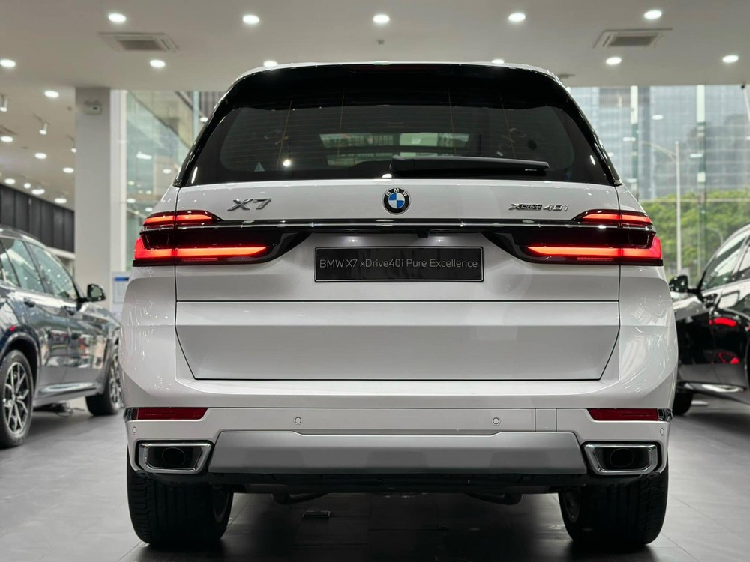 BMW X7 giam gia, re hon vai ty dong so voi Lexus LX600-Hinh-3