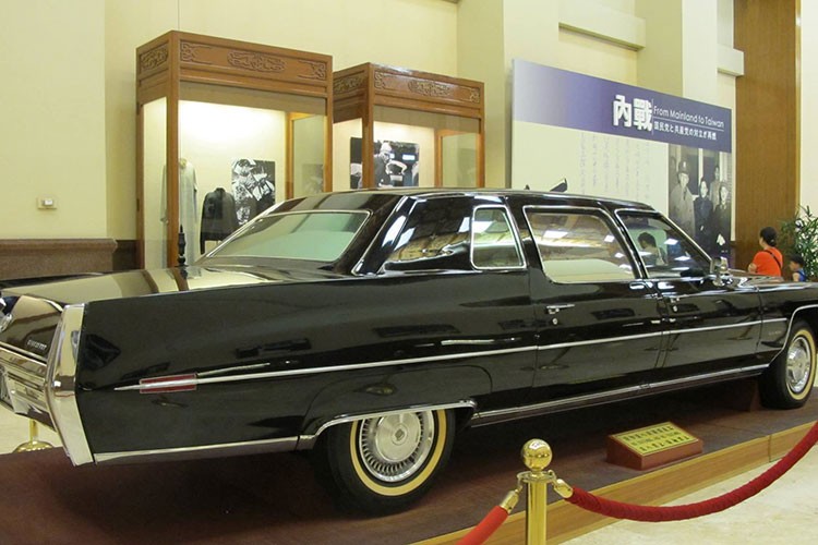 “Soi” Cadillac Fleetwood sieu sang tung phuc vu ong Tuong Gioi Thach-Hinh-5