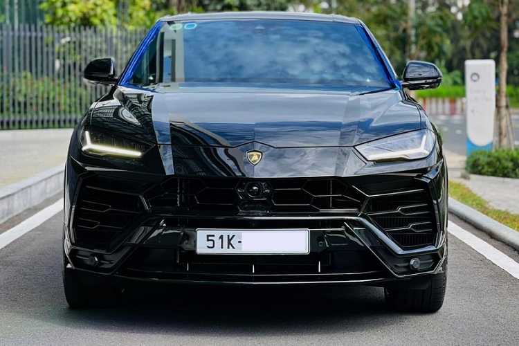 Sieu SUV Lamborghini Urus co gia ban ra sao sau khi da “khai tu“?