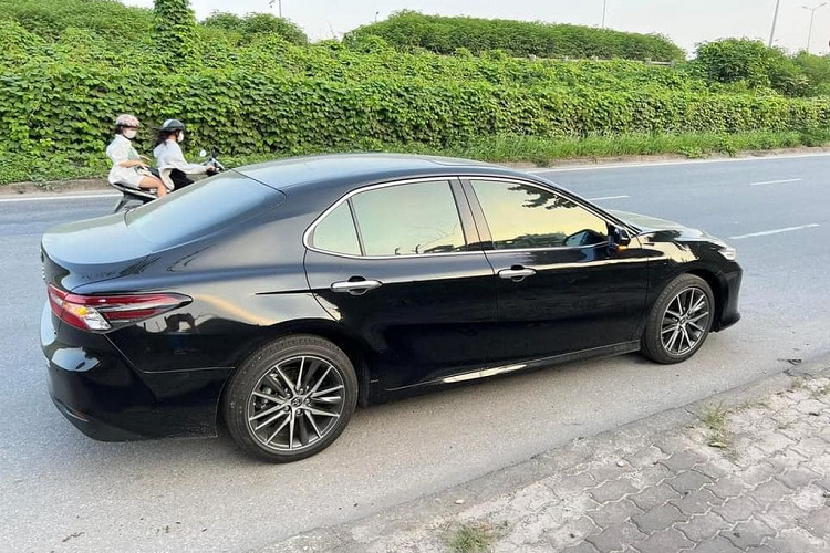 Toyota Camry bien 