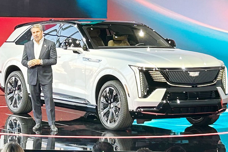 Cadillac Escalade IQ 2024 - SUV dien 