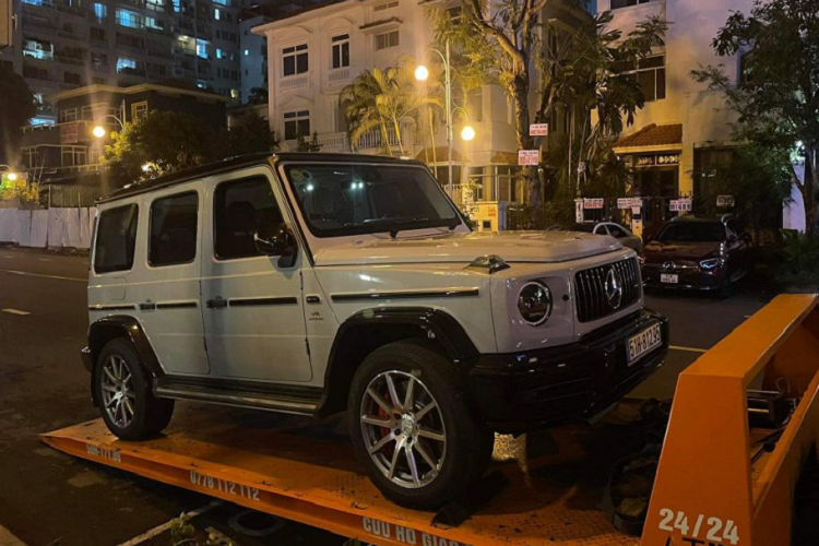 Mercedes-AMG G63 cua Cuong Do La lan banh ra Ha Noi tim khach