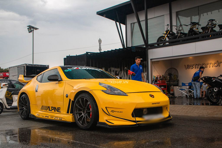 “Cham mat” hang hiem Nissan 370Z cua dan choi xe Sai Gon