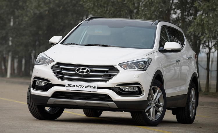 Trieu hoi gan 5.700 xe Hyundai SantaFe o Viet Nam vi loi phanh