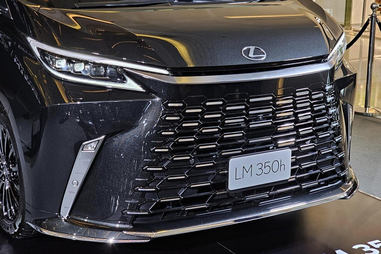 Lexus LM 2024 tu 4,28 ty dong tai Thai Lan, cho ve Viet Nam-Hinh-6