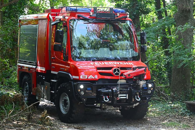 Mercedes-Benz Unimog - chiec xe 