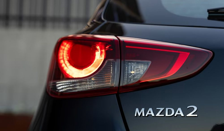 Mazda2 2024 ra mat cuoi nam sau, dung khung gam va dong co moi-Hinh-2