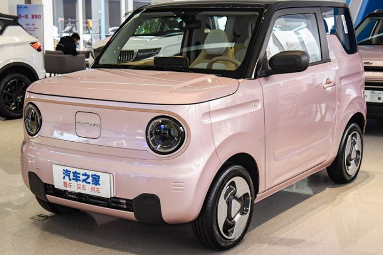 Geely giam gia Pan da Mini con 97 trieu dong 