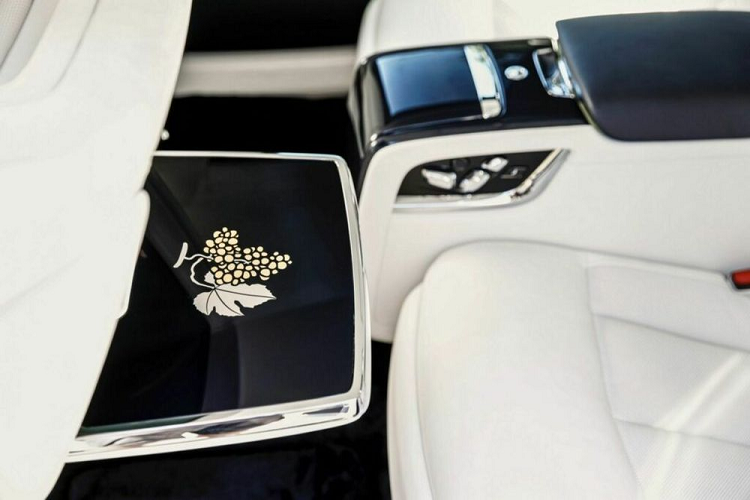 Ngam Rolls-Royce Phantom Cinque Terre - phien ban “vien ngoc cua nuoc Y”-Hinh-5