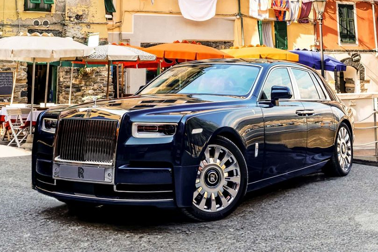Ngam Rolls-Royce Phantom Cinque Terre - phien ban “vien ngoc cua nuoc Y”