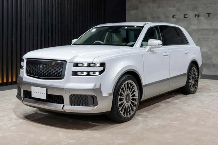 Toyota Century SUV - xe sang gam cao hon 4 ty dong cho nguoi tre