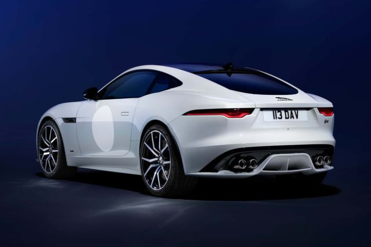 F-Type ZP 2024 khep lai ky nguyen dong co dot trong cua Jaguar-Hinh-9