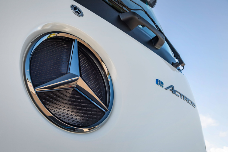 Mercedes-Benz eActros 600 - xe tai dien 