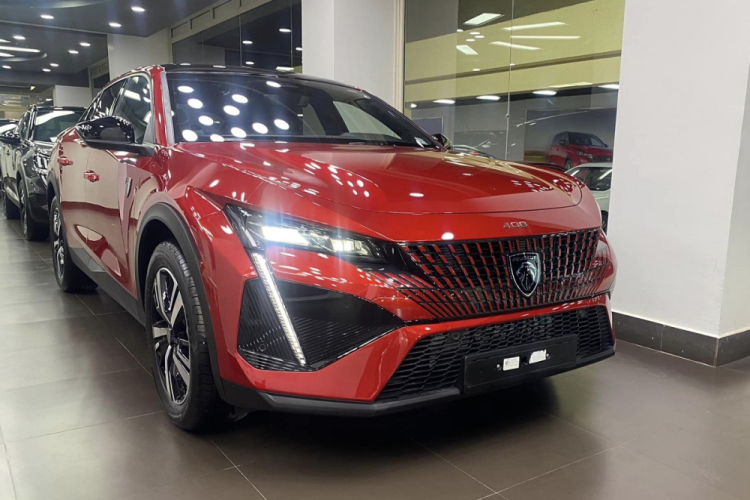 Peugeot 408 duoc chot lich ra mat Viet Nam, du doan tu duoi 1 ty dong