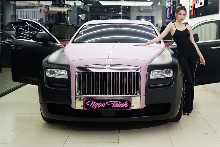 “Nu hoang noi y” Ngoc Trinh so huu Rolls-Royce Ghost hon 8 ty dong-Hinh-10