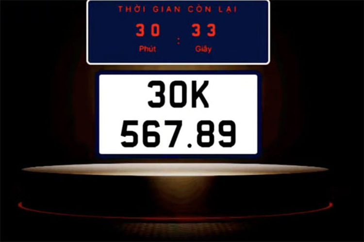 Bien 30K-567.89 ban duoc 16,5 ty sau khi dai gia Thanh Hoa bo coc