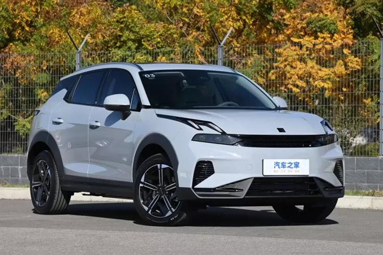 Lynk & Co 06 PHEV “an xang” chi 4,98 lit/100 km, sap ve Viet Nam?-Hinh-3