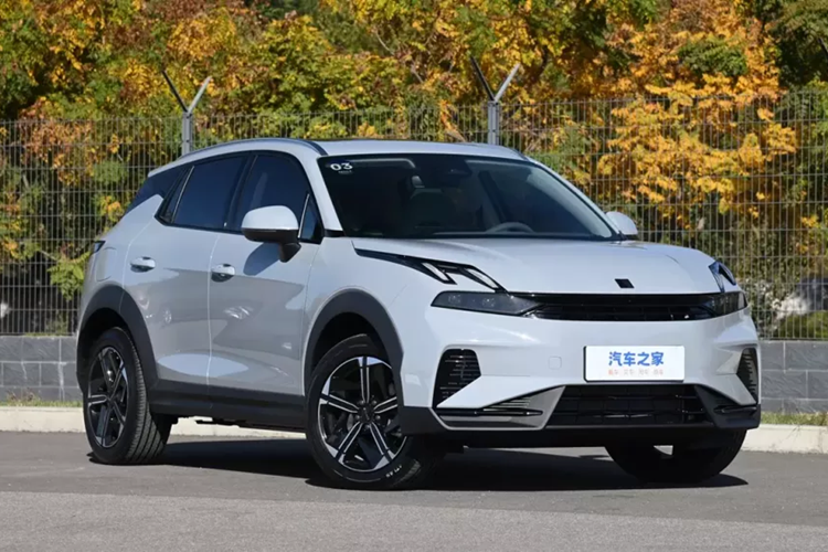 Lynk & Co 06 PHEV “an xang” chi 4,98 lit/100 km, sap ve Viet Nam?