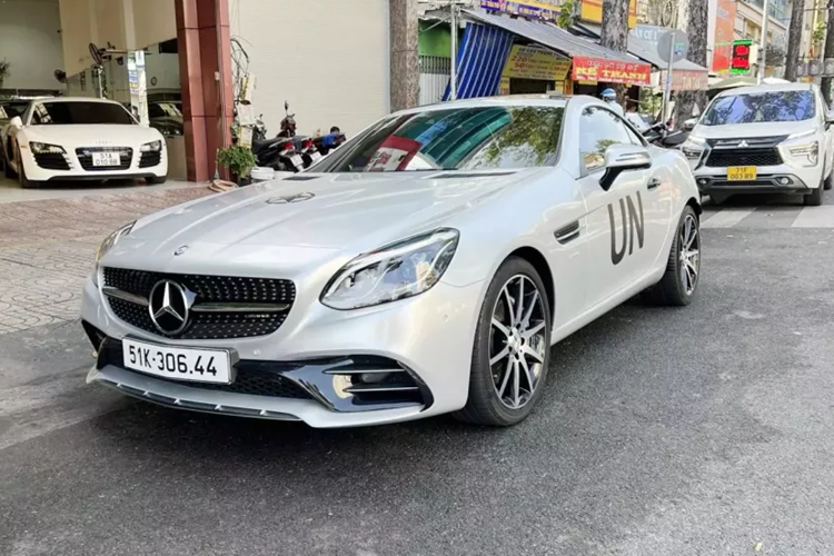 Mercedes-AMG SLC 43 cua “Qua” Vu, chay 7 nam moi gan 3.000km-Hinh-16