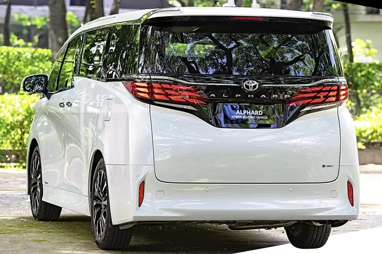 Toyota Alphard 2024 sap trinh lang Viet Nam, gia khong duoi 4 ty dong-Hinh-12