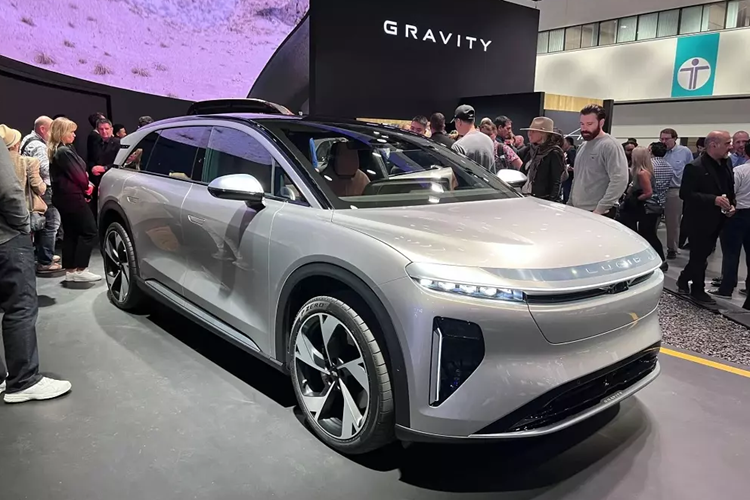 Lucid Gravity - SUV dien 3 hang ghe duoi 80.000 USD, doi thu Kia EV9