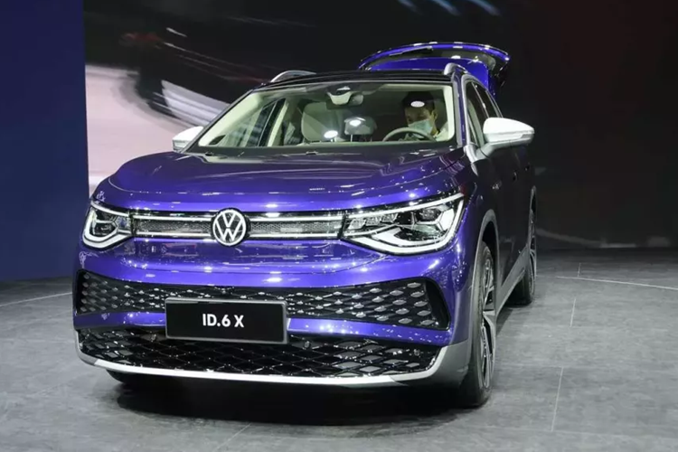 Volkswagen ID.6 X tu 889 trieu dong se ve Viet Nam, 