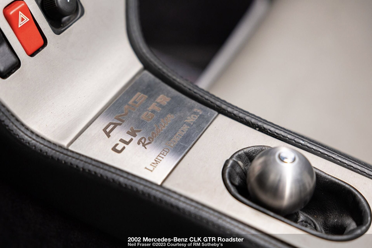 Mercedes CLK GTR Roadster chay 167 km sau 21 nam, gia 248 ty dong-Hinh-8