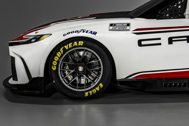 Toyota Camry XSE 2024 da san sang cho NASCAR Cup 2024-Hinh-7