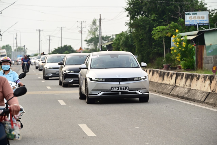 Hyundai IONIQ 5 ket thuc hanh trinh xuyen Dong Nam A tai Viet Nam-Hinh-9