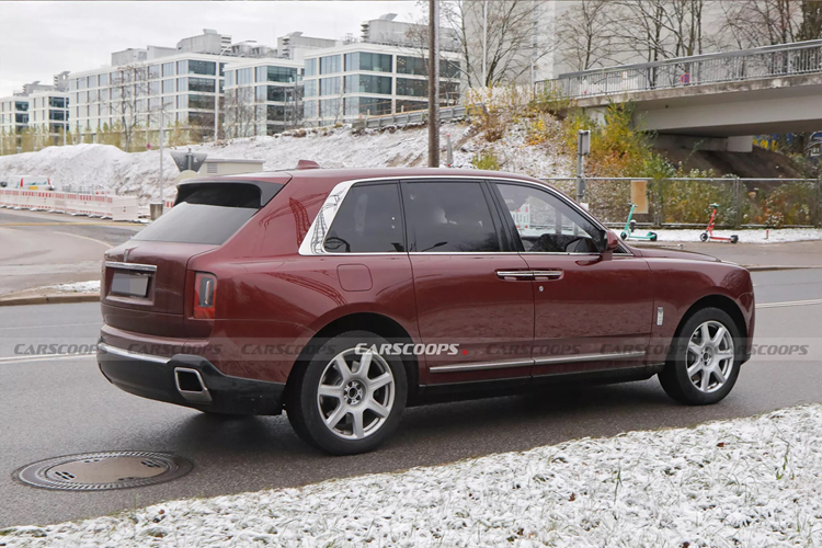 Rolls-Royce Cullinan 2025 - SUV sieu sang ban nang cap 