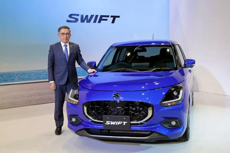 Suzuki Swift 2024 chi 285 trieu dong them ADAS, “an” 3,9 lit xang/100km
