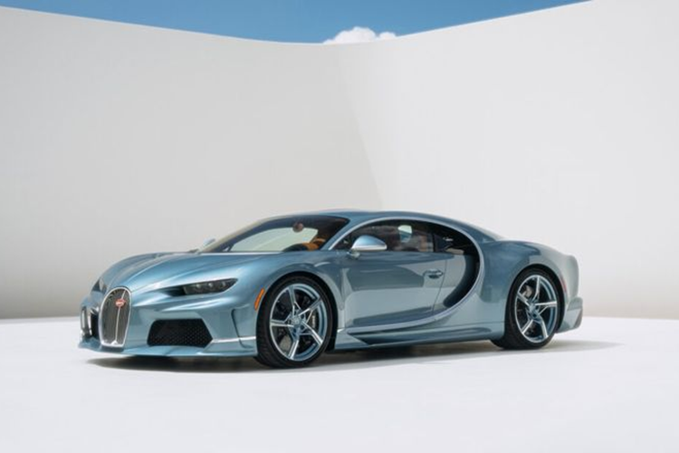 Nu dai gia 70 tuoi tau Bugatti Chiron Super Sport “57 One of One” doc nhat