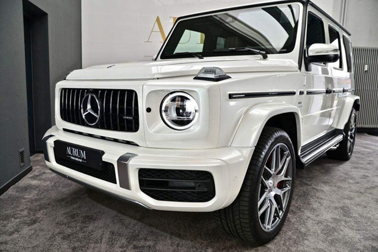 Huan “hoa hong” tang vo Mercedes-AMG G63 hon 8 ty, bien so gan nua ty dong-Hinh-8