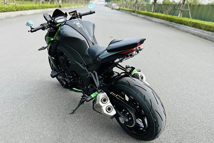 Do Mixi tau Kawasaki Z1000 gia 436 trieu, bien so khien dan mang bat ngo-Hinh-6