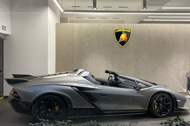 Ngam sieu xe hang thua Lamborghini Autentica 