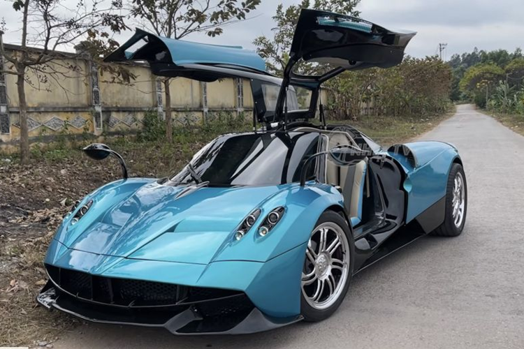 Pagani Huayra doc hon 