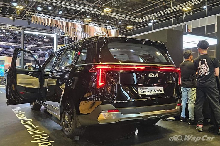 Can canh Kia Carnival Hybrid 2024 tai Singapore, sap ve Viet Nam-Hinh-10