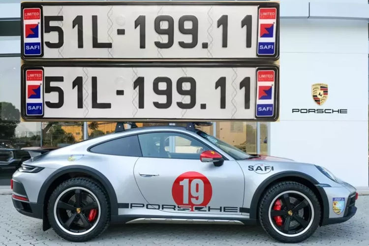Porsche 911 Dakar hon 16 ty tau bien 51L-19911 gia chi 40 trieu dong-Hinh-2