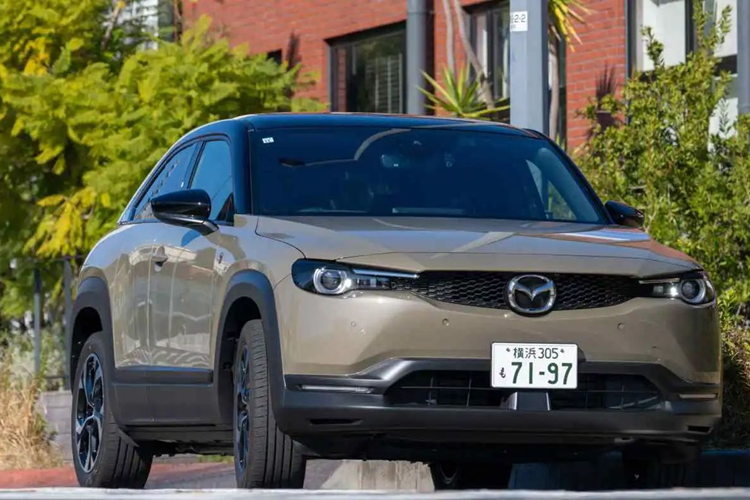Mazda se su dung nen tang va phan mem giong toi 90% xe Toyota?-Hinh-4